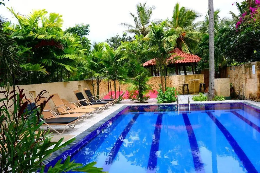 Maple Village By Travel Corners Negombo Hotel