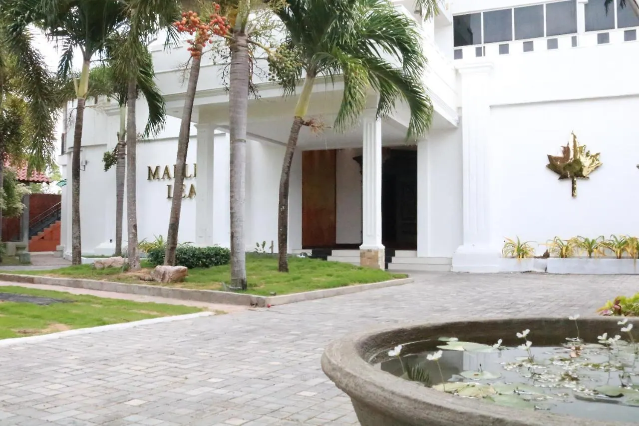 Hotel Maple Village By Travel Corners Negombo