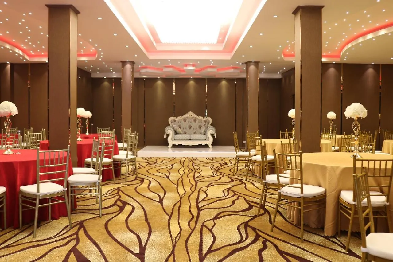 Maple Village By Travel Corners Negombo Hotel